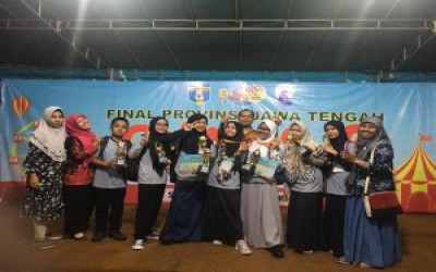 DUA SISWI  MTs NEGERI 5 SRAGEN LOLOS  OMNAS 9 EMERALD EDUCATION CENTRE (EEC) TINGKAT NASIONAL
